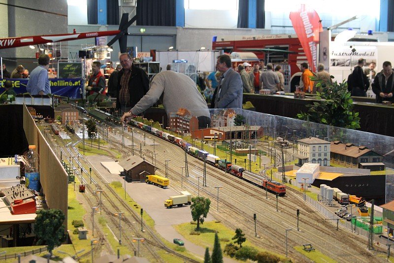 WWMB 2012